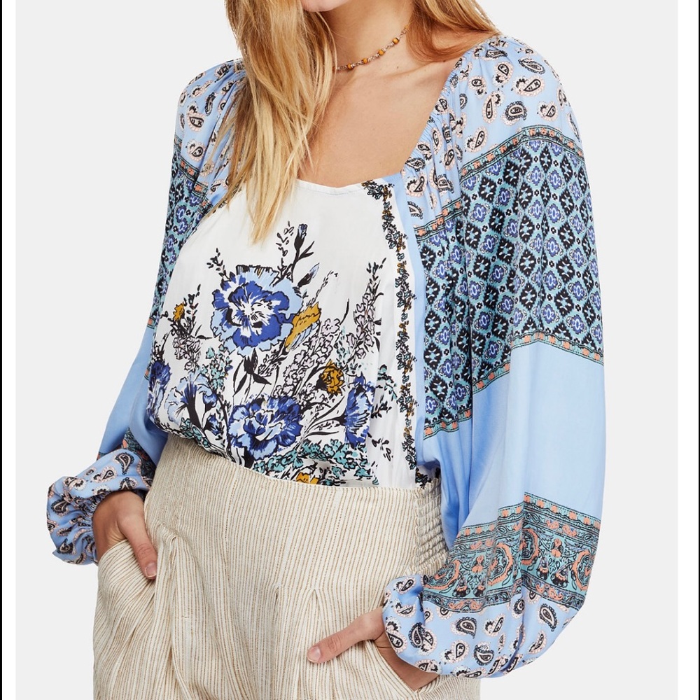 Sold. Free People Positano Flowy Top EUC S